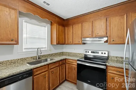11813 Moonridge Drive Charlotte NC 28226