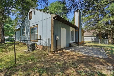 11813 Moonridge Drive Charlotte NC 28226