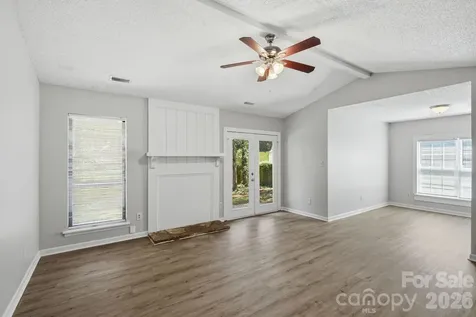 11813 Moonridge Drive Charlotte NC 28226
