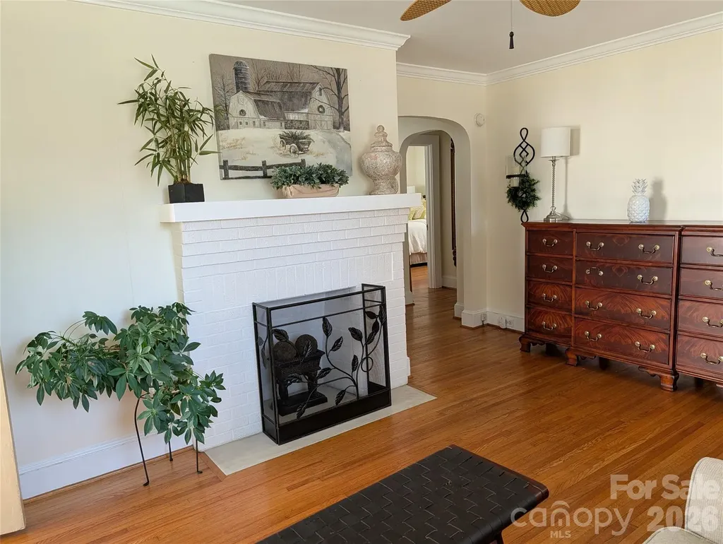61 NW Spencer Avenue NW Concord NC 28025