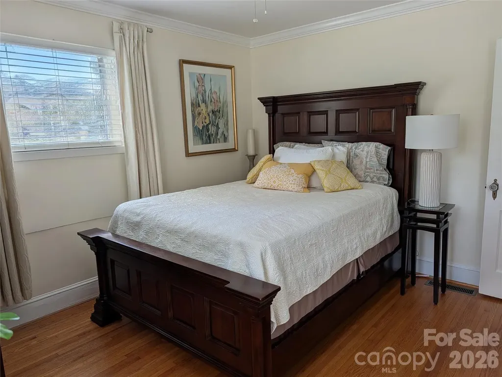 61 NW Spencer Avenue NW Concord NC 28025