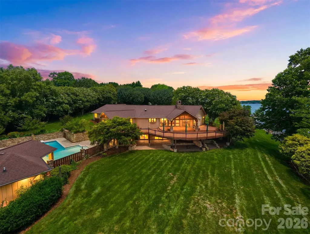 48 Drum And Hammer Drive Taylorsville NC 28681