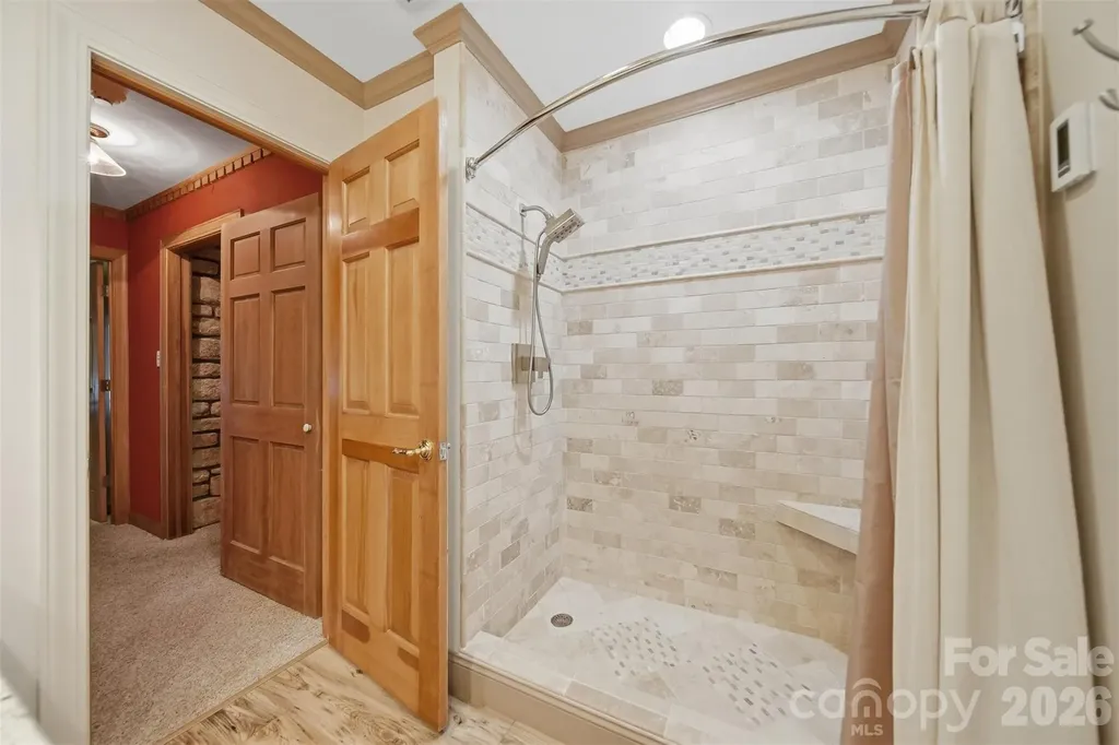 48 Drum And Hammer Drive Taylorsville NC 28681
