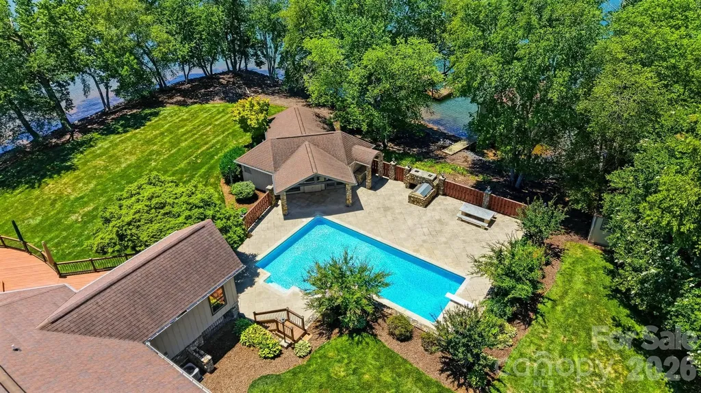 48 Drum And Hammer Drive Taylorsville NC 28681