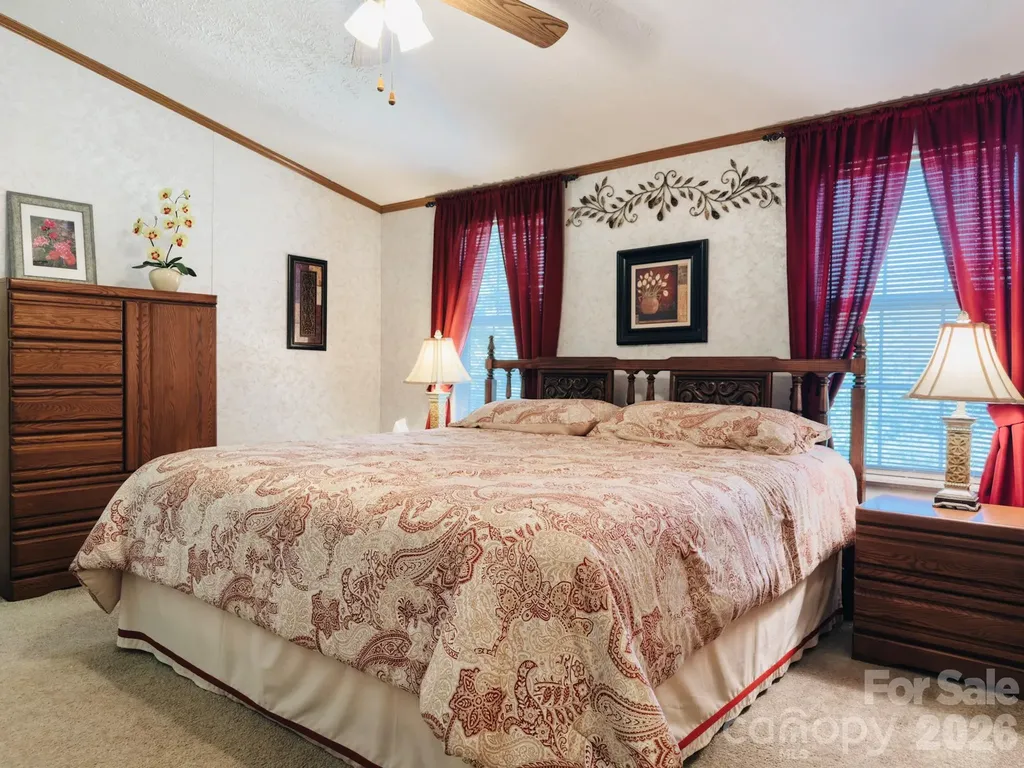 2391 Hickory Knoll Road Franklin NC 28734