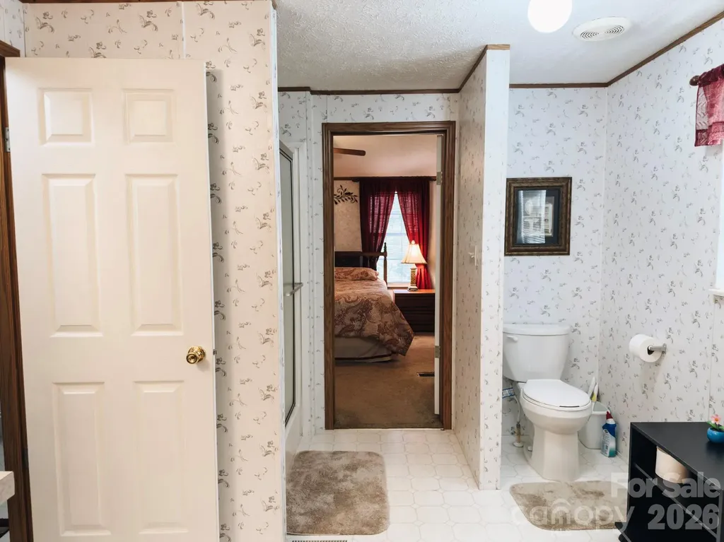 2391 Hickory Knoll Road Franklin NC 28734