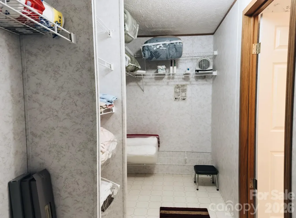 2391 Hickory Knoll Road Franklin NC 28734
