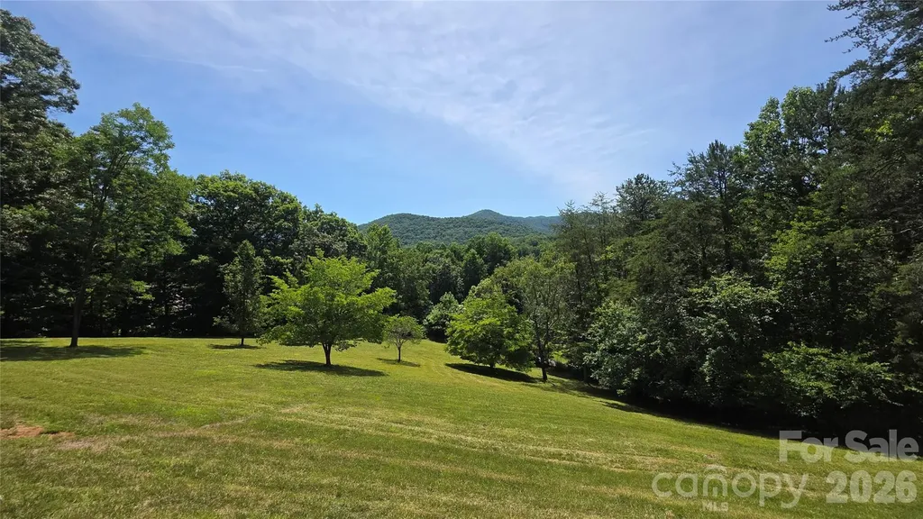 2391 Hickory Knoll Road Franklin NC 28734