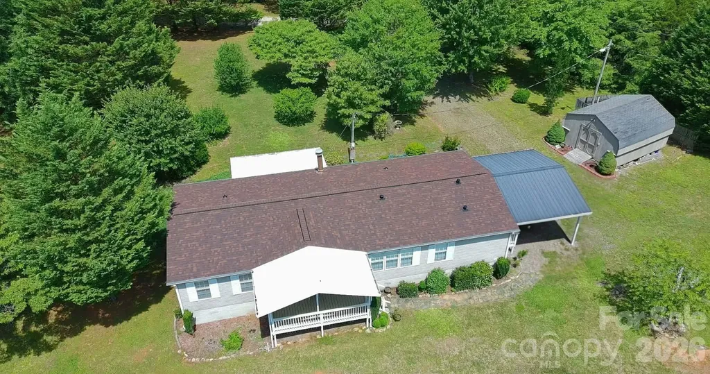 2391 Hickory Knoll Road Franklin NC 28734
