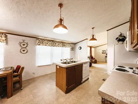 2391 Hickory Knoll Road Franklin NC 28734