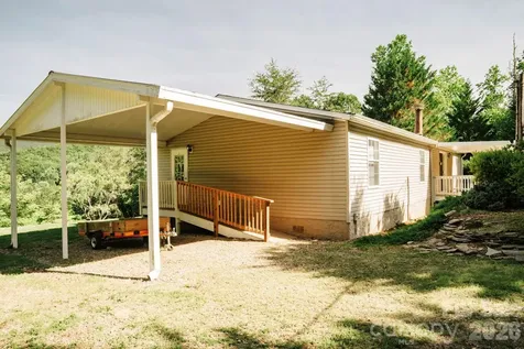 2391 Hickory Knoll Road Franklin NC 28734