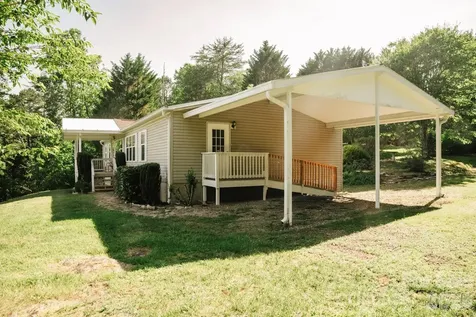 2391 Hickory Knoll Road Franklin NC 28734