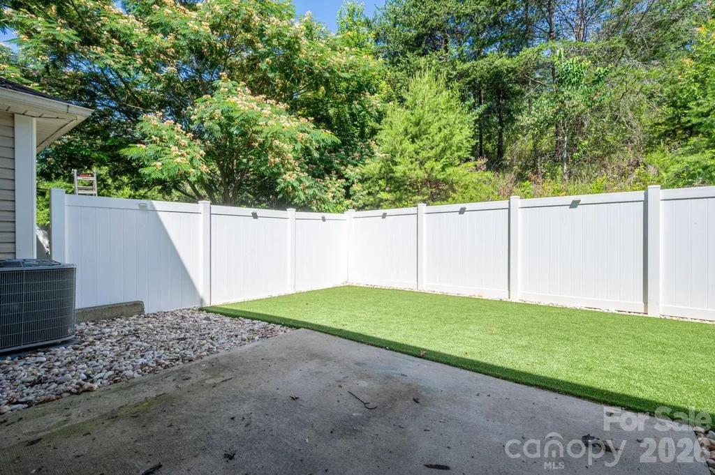 4043 Creekstone Trace Gastonia NC 28056