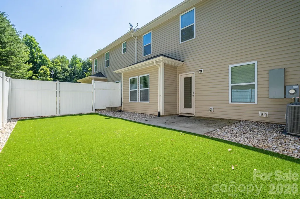 4043 Creekstone Trace Gastonia NC 28056