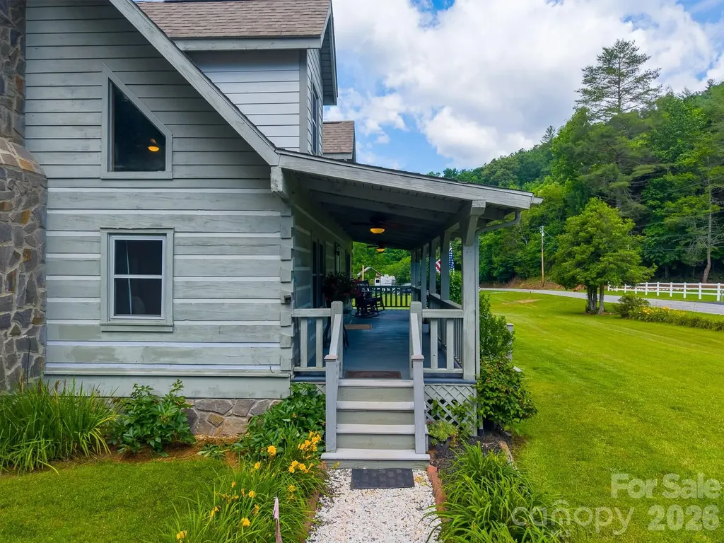 538 East Fork Road Sylva NC 28779