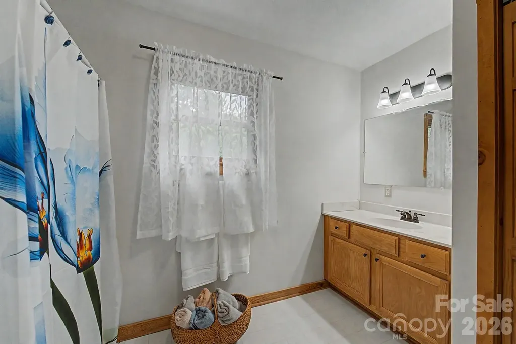 538 East Fork Road Sylva NC 28779