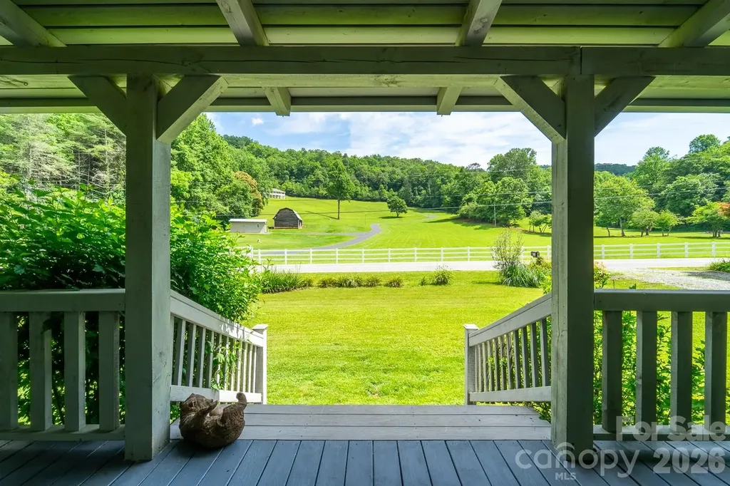 538 East Fork Road Sylva NC 28779