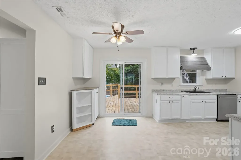 121 Oak Street Belmont NC 28012