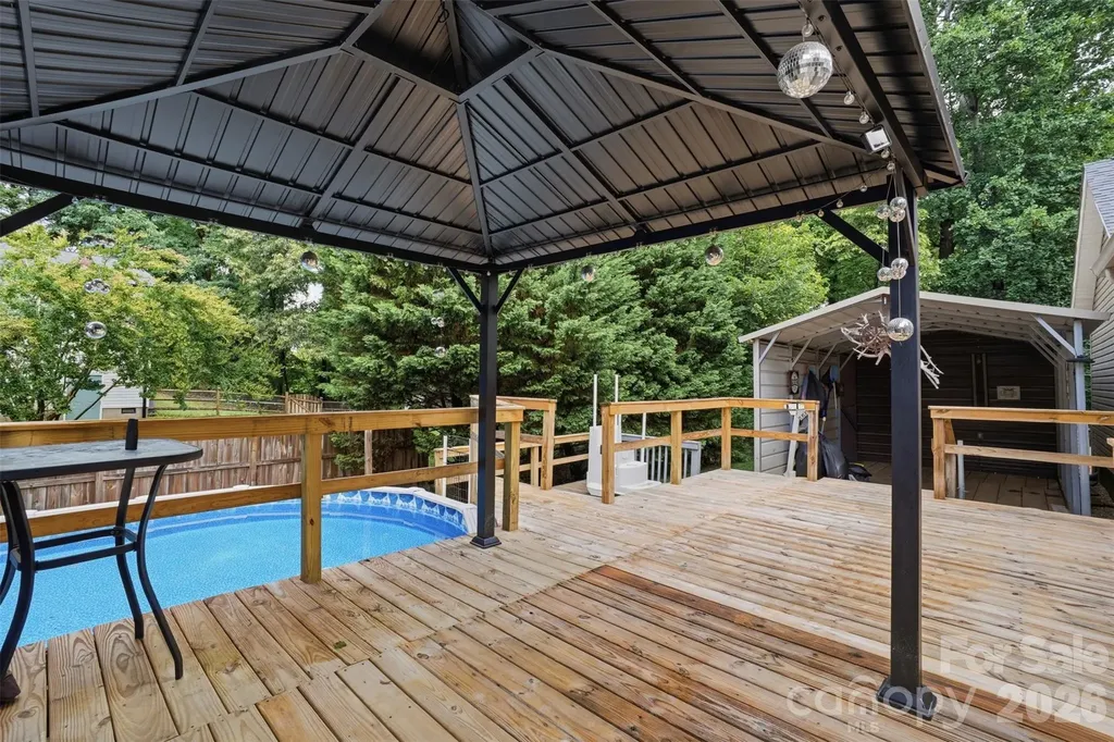 121 Oak Street Belmont NC 28012