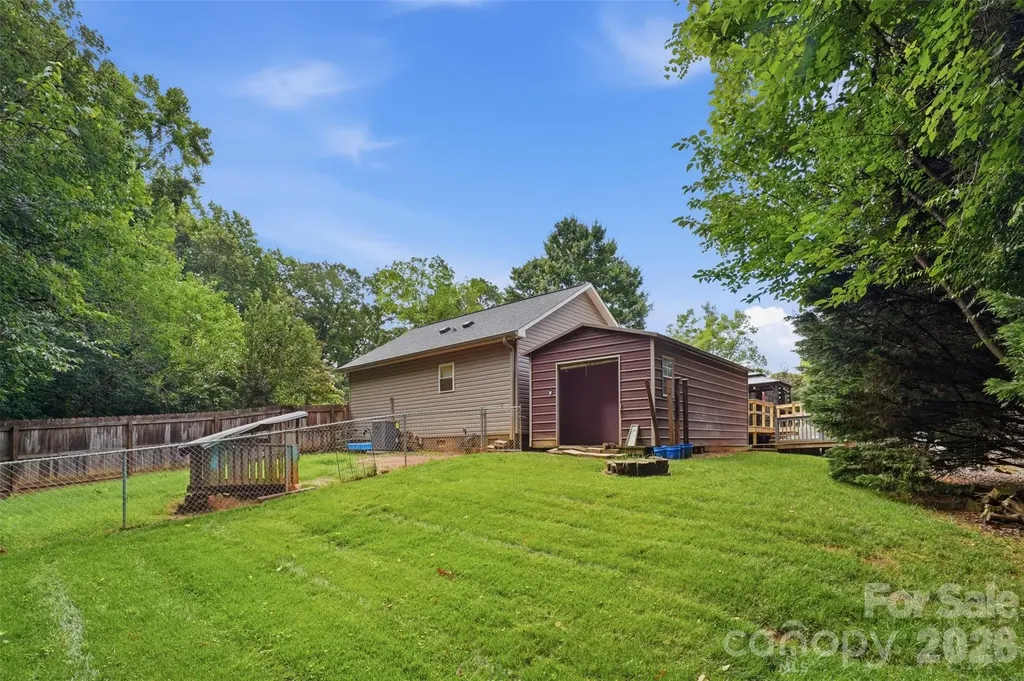 121 Oak Street Belmont NC 28012