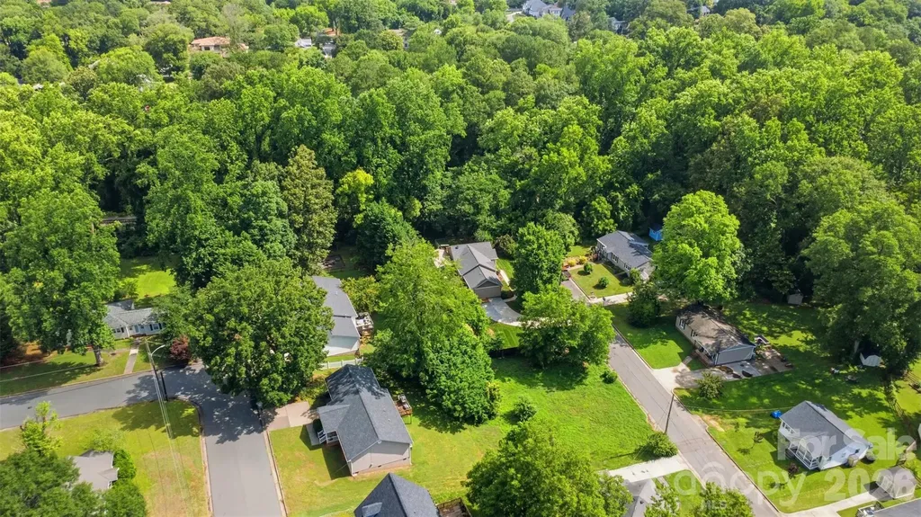 121 Oak Street Belmont NC 28012