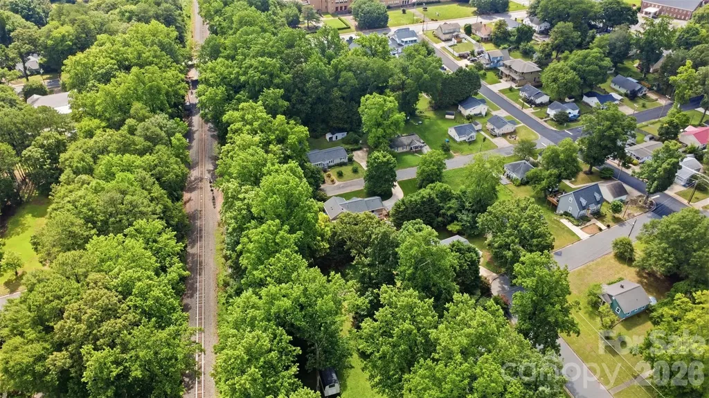 121 Oak Street Belmont NC 28012