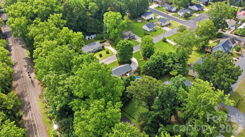 121 Oak Street Belmont NC 28012