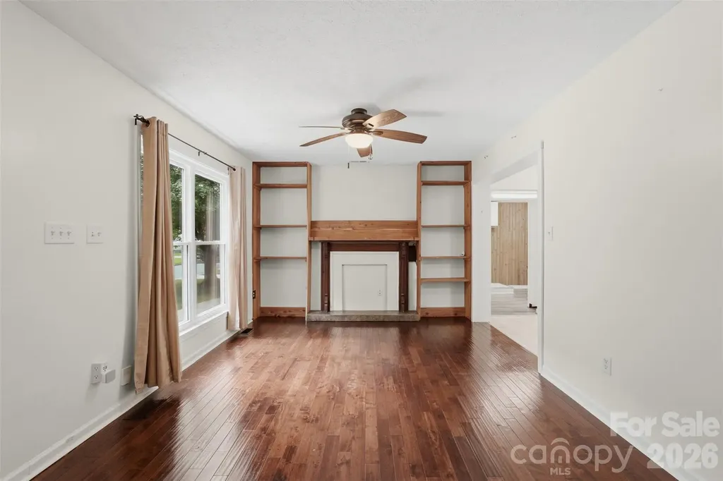 121 Oak Street Belmont NC 28012