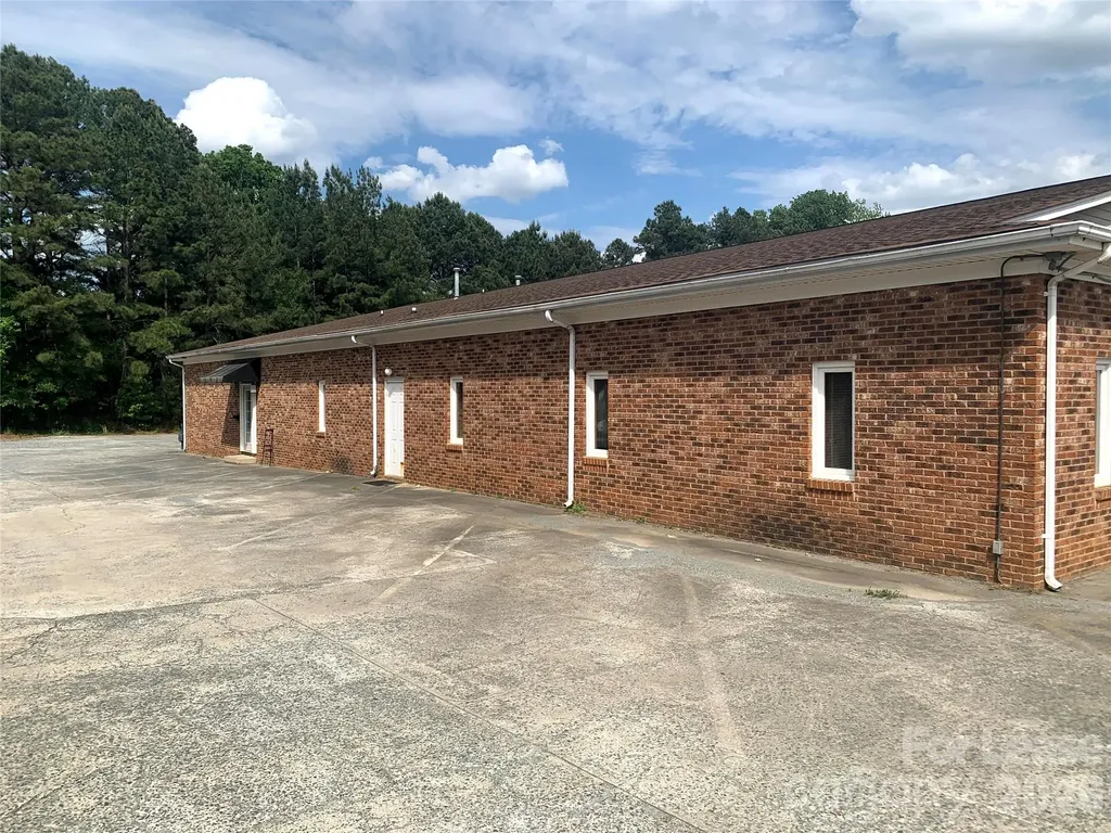 2530 W Roosevelt Boulevard Monroe NC 28110