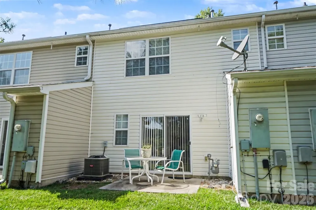 605 Gelderland Drive Matthews NC 28104