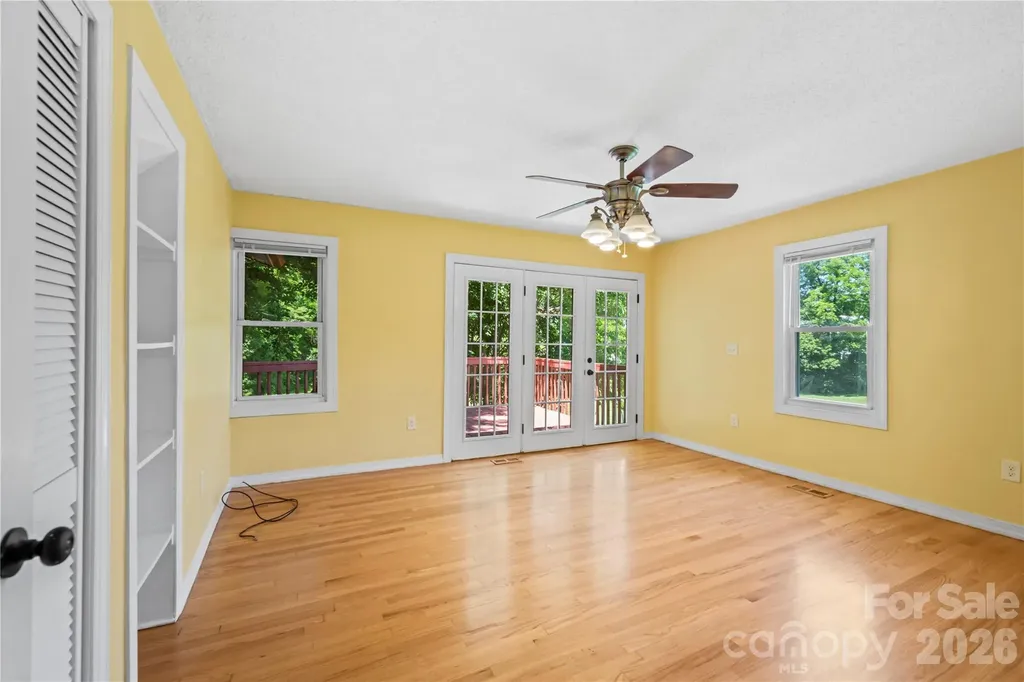 142 Substation Road Canton NC 28716
