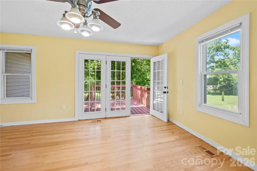 142 Substation Road Canton NC 28716