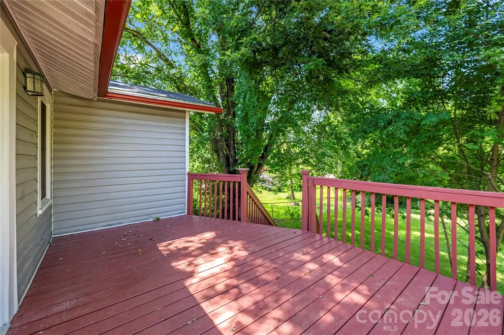 142 Substation Road Canton NC 28716