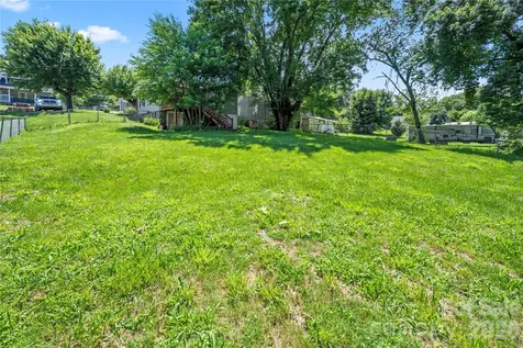 142 Substation Road Canton NC 28716