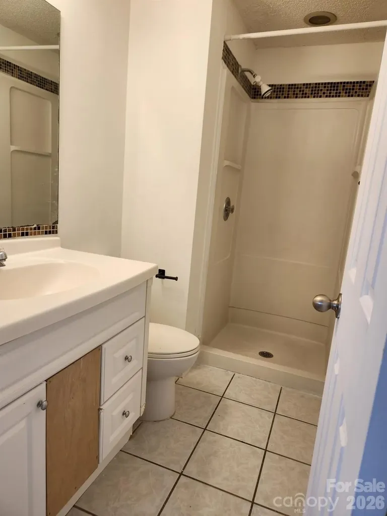 9626-D Vinca Circle Charlotte NC 28213