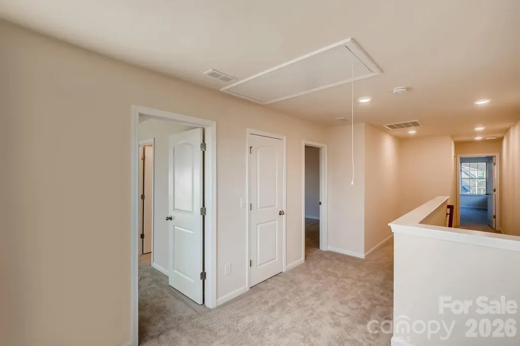 6418 Raffia Road Charlotte NC 28277