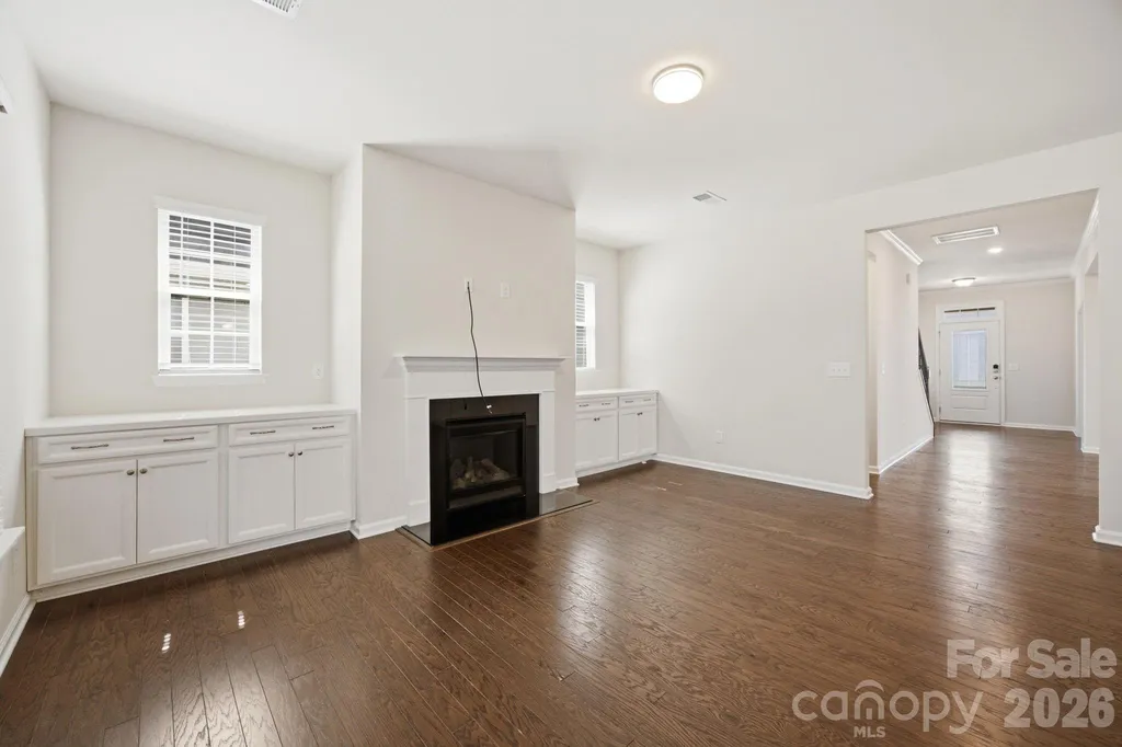 6418 Raffia Road Charlotte NC 28277