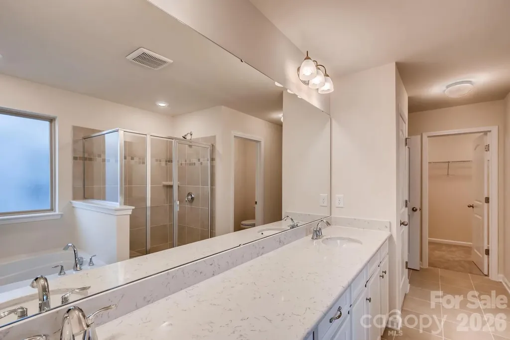 6418 Raffia Road Charlotte NC 28277