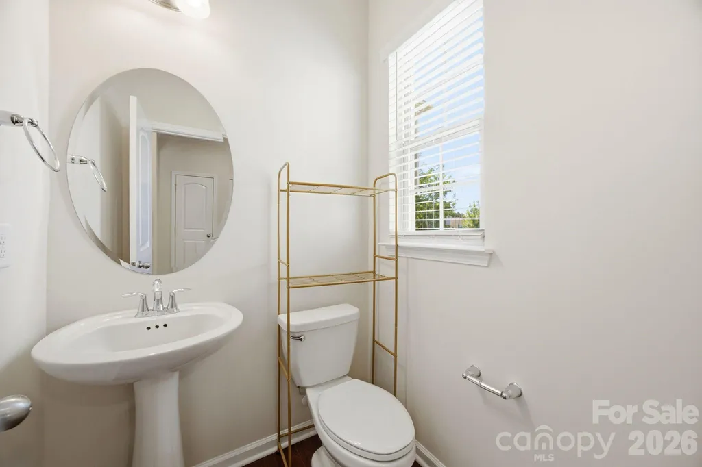 6418 Raffia Road Charlotte NC 28277