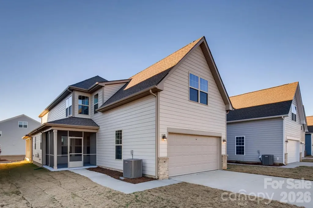 6418 Raffia Road Charlotte NC 28277