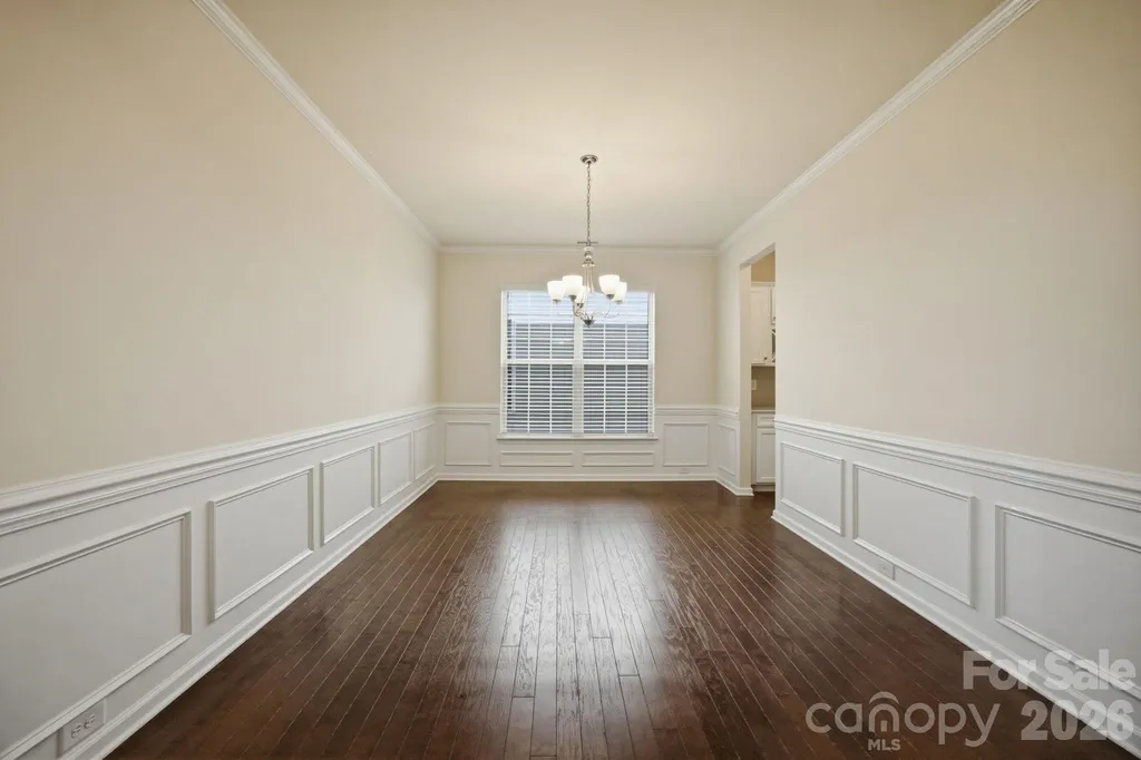 6418 Raffia Road Charlotte NC 28277
