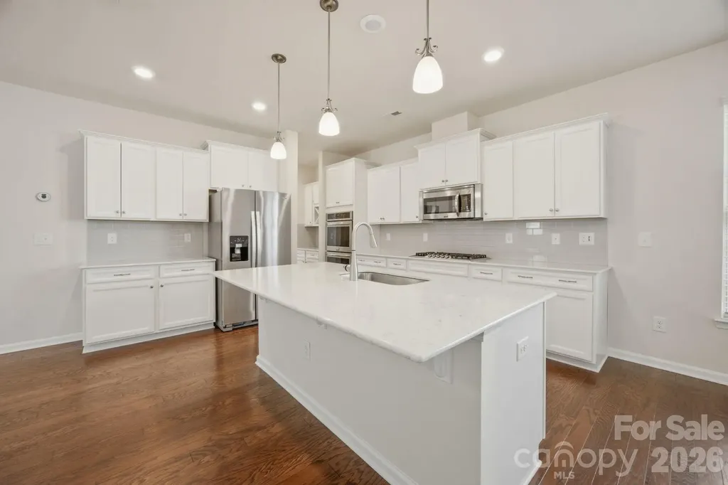 6418 Raffia Road Charlotte NC 28277