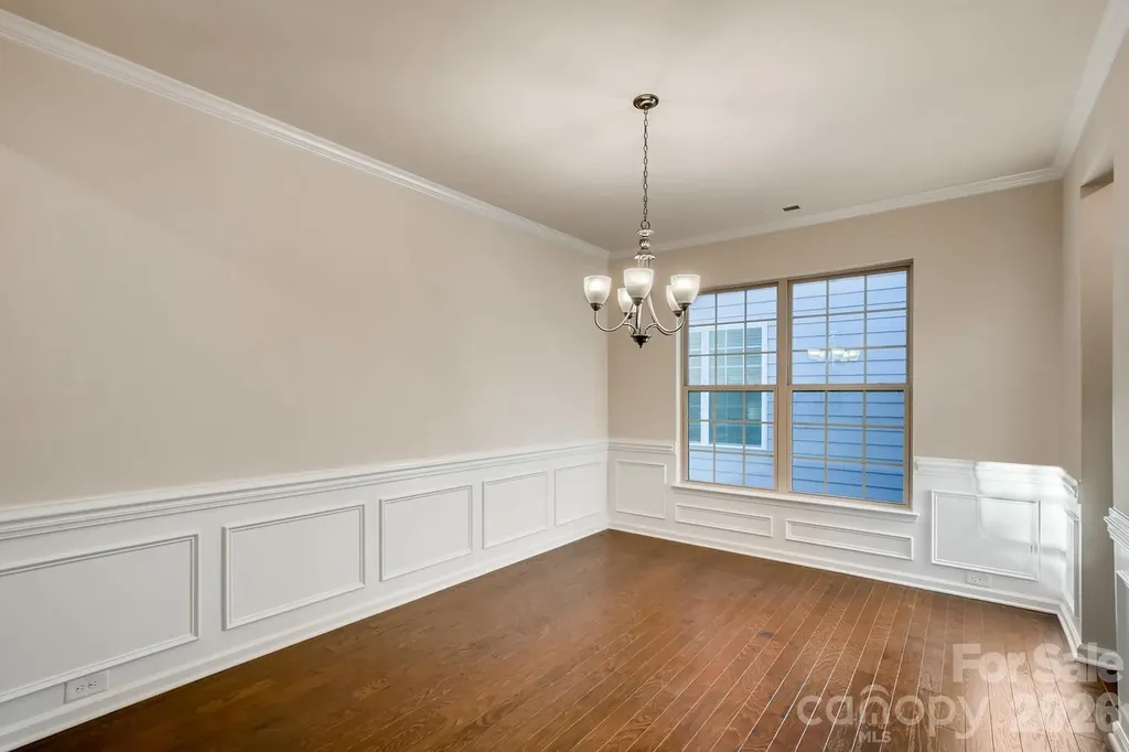 6418 Raffia Road Charlotte NC 28277