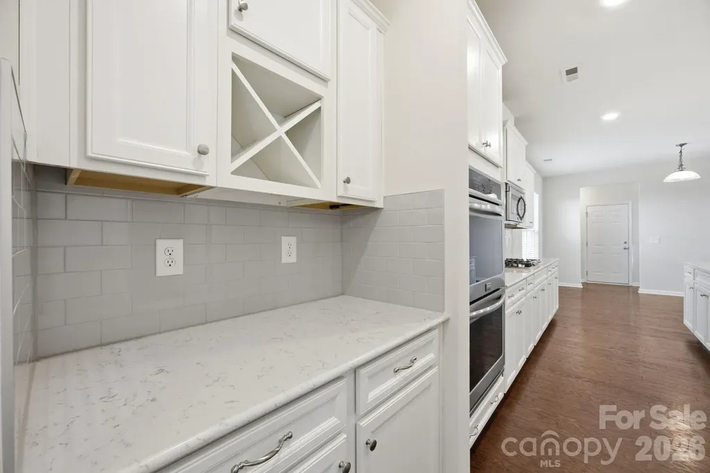 6418 Raffia Road Charlotte NC 28277