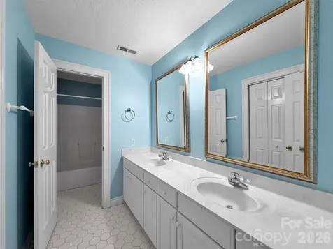 9 Hickory Ridge Fletcher NC 28732