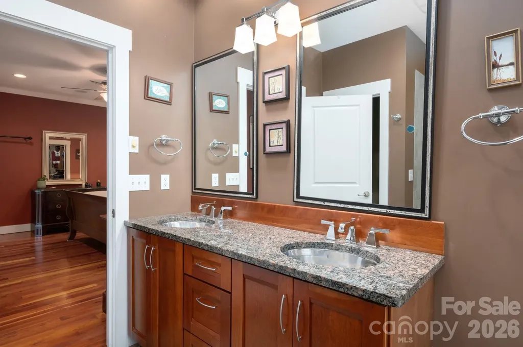 130 Black Oak Drive Asheville NC 28804