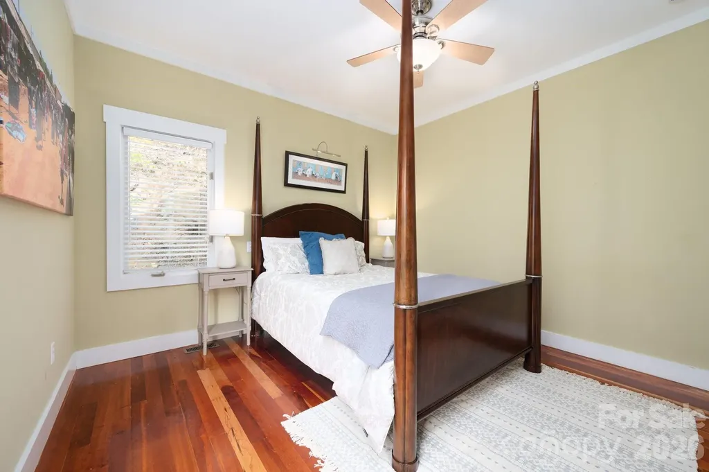 130 Black Oak Drive Asheville NC 28804