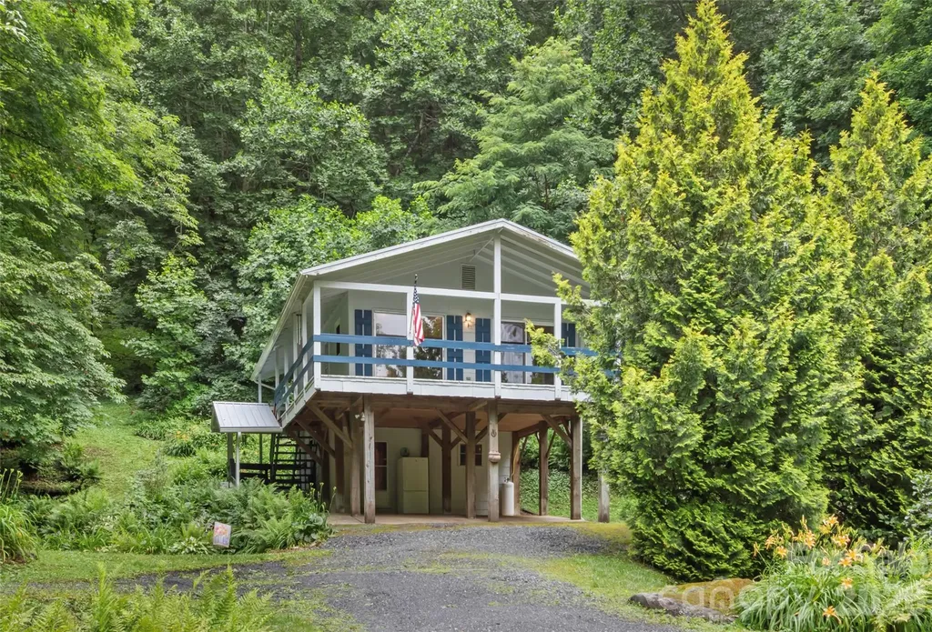 1210 Blevins Branch Road Bakersville NC 28705