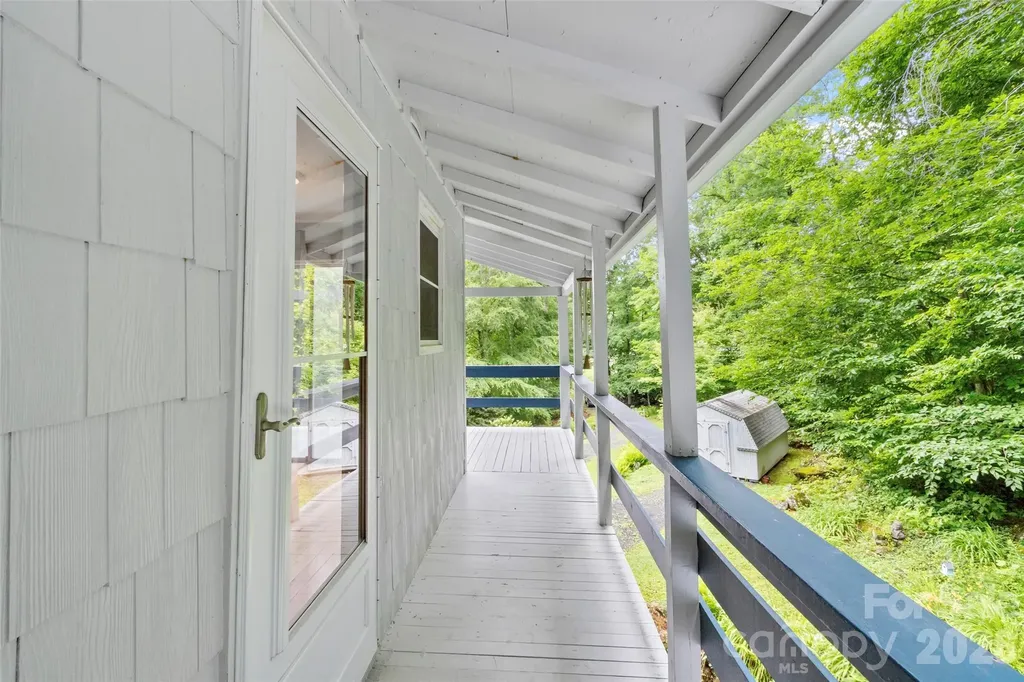 1210 Blevins Branch Road Bakersville NC 28705