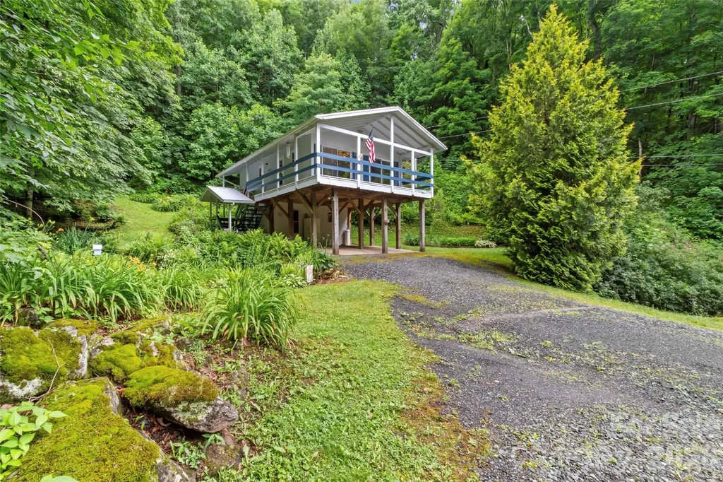 1210 Blevins Branch Road Bakersville NC 28705